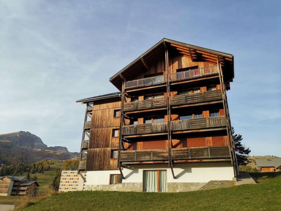 Appartement Cosy Dans Chalet Vue Montagne Saint-Étienne-en-Dévoluy المظهر الخارجي الصورة