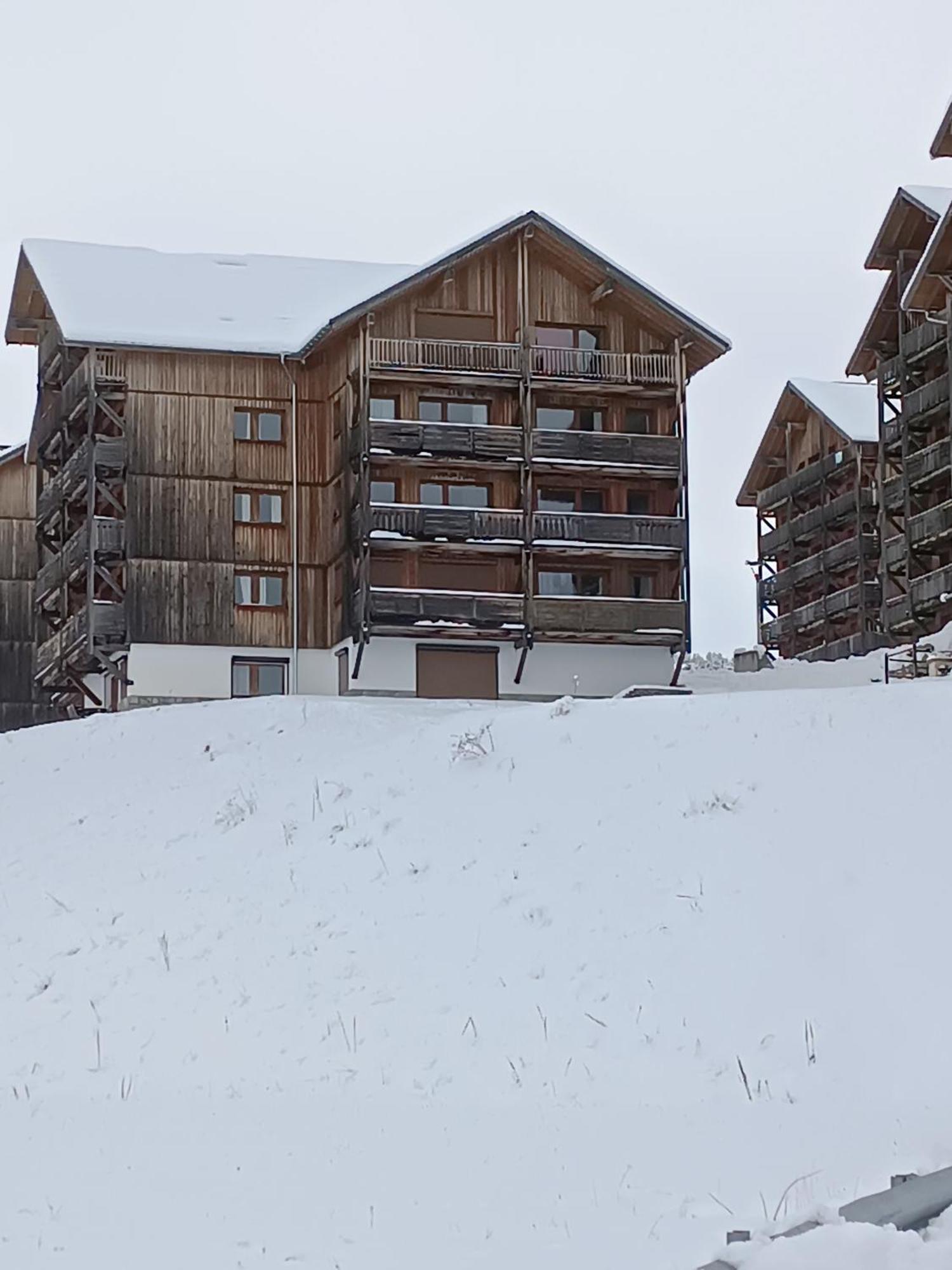 Appartement Cosy Dans Chalet Vue Montagne Saint-Étienne-en-Dévoluy المظهر الخارجي الصورة